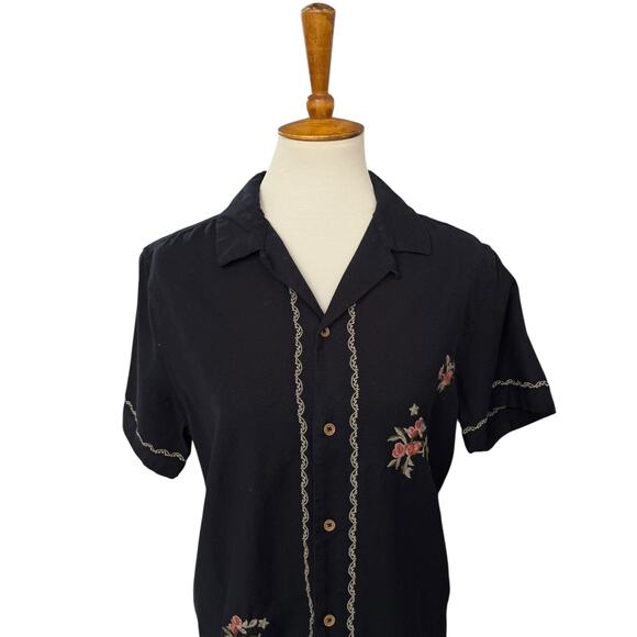 NWT Aeropostale Cotton Linen Embroidered Floral Short Sleeve Button Up Size S - Picture 6 of 11